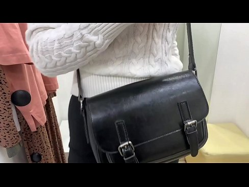 ❤️ Bonhora paruzhinji rwehure rechidiki FeralBerry ane dildo mukamuri yakakodzera ️❤